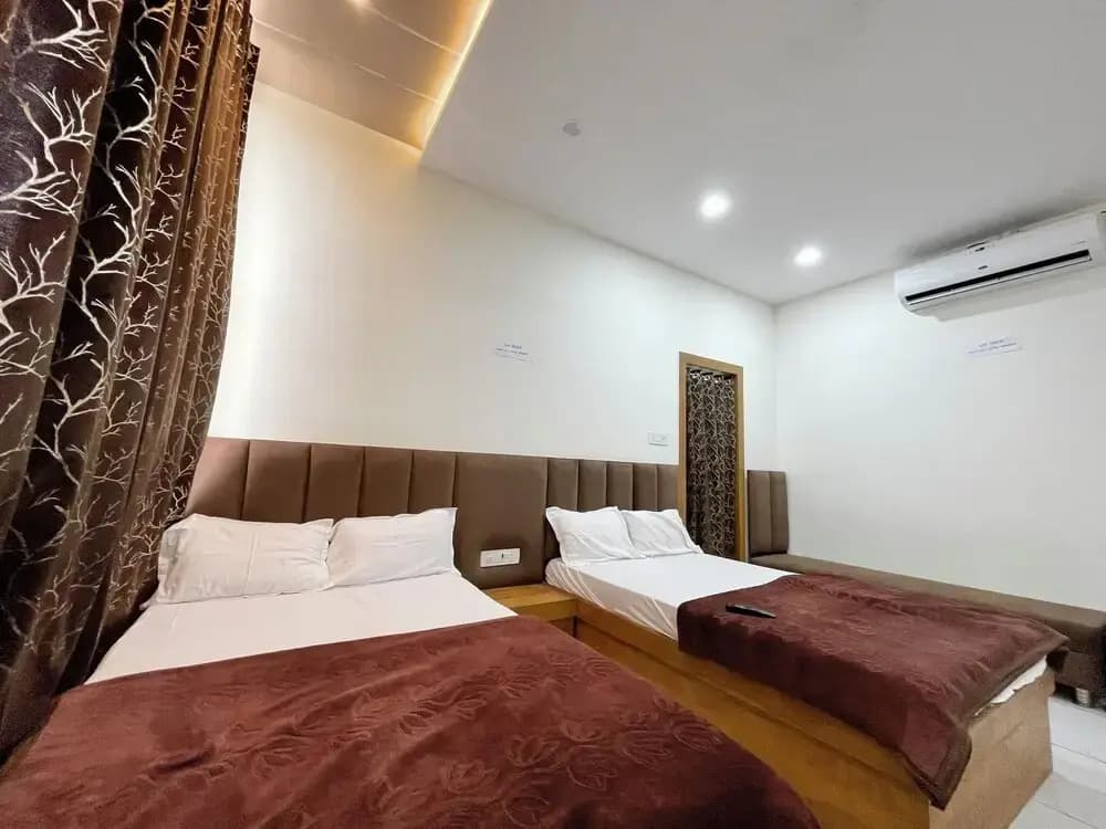 Deluxe Quadruple room