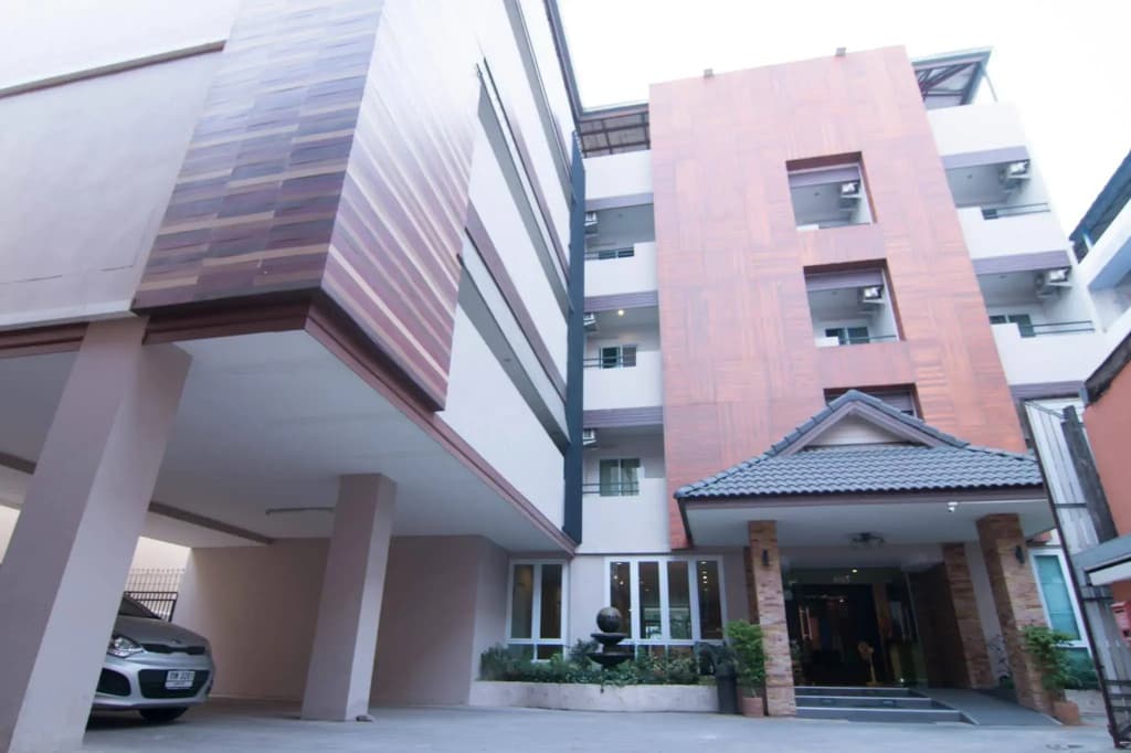 Hotel photo 1