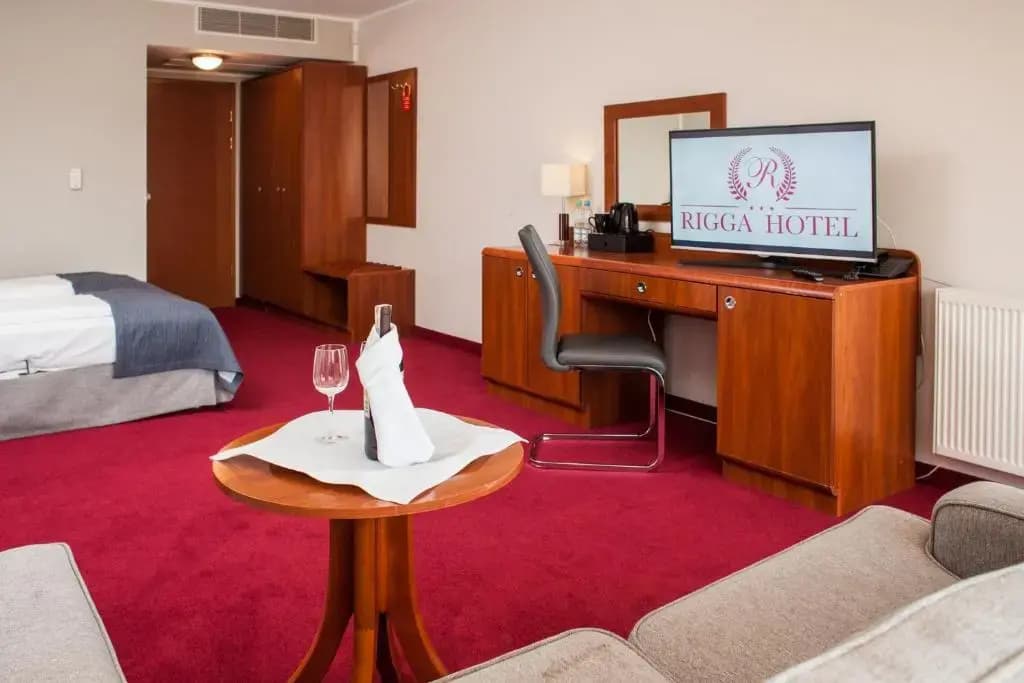Standard Triple room with balcony