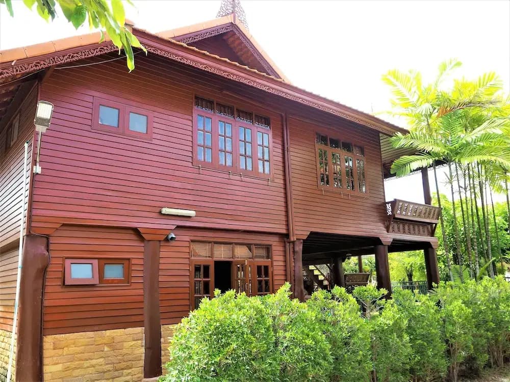 1 Bedroom Standard Double room with balcony and with pool view full double bed