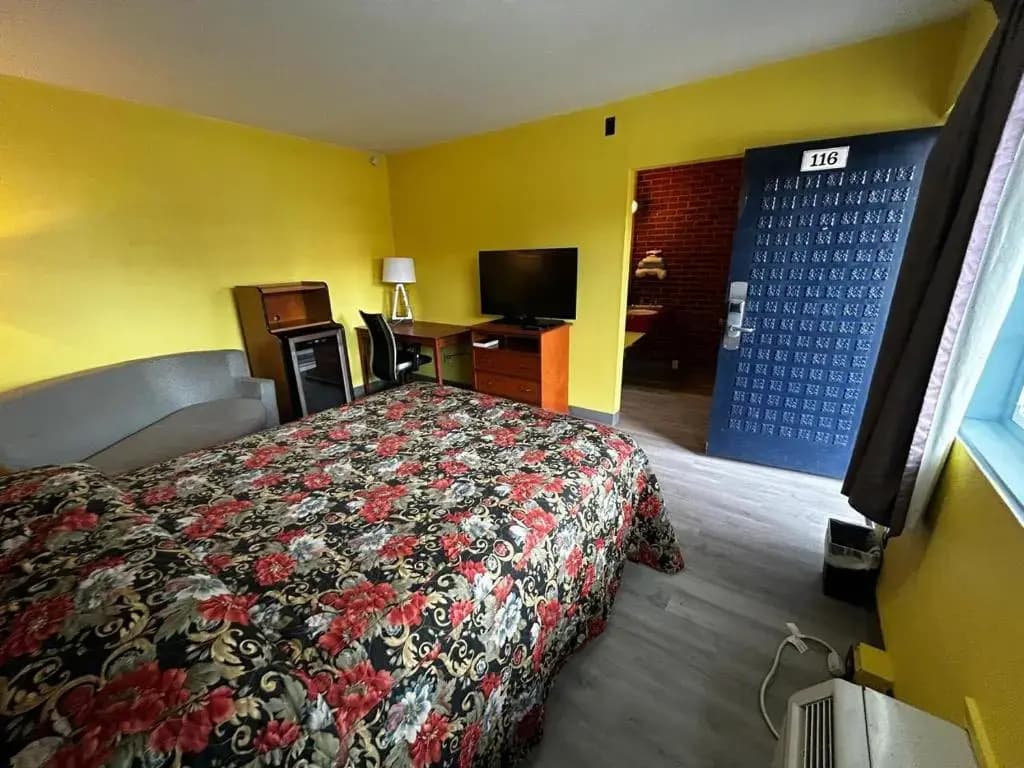 Standard Double room full double bed