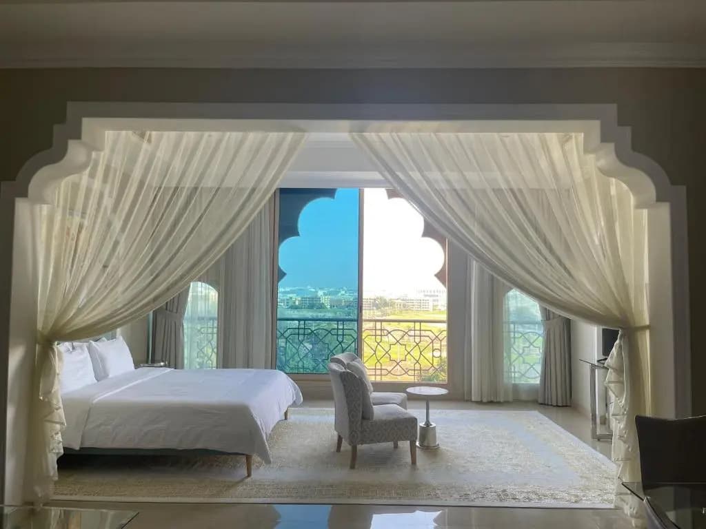 Deluxe Suite