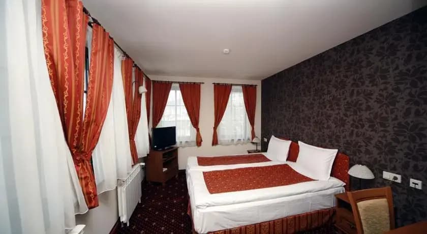Hotel photo 1