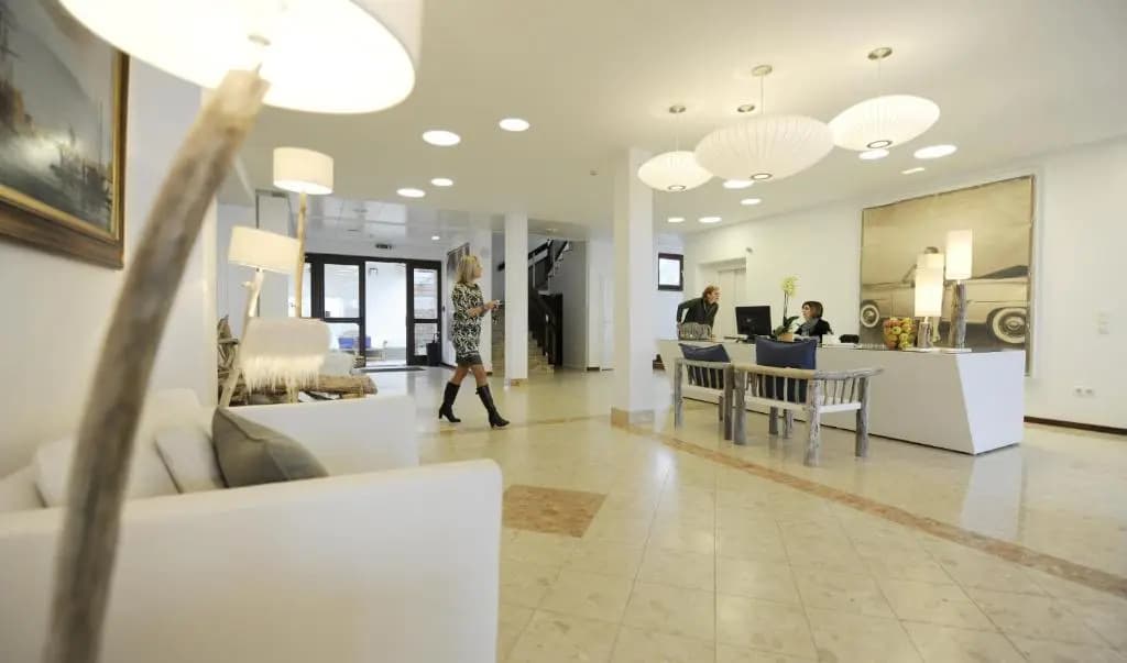 Hotel photo 1