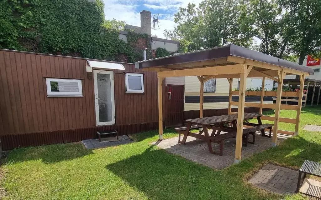 2 Bedrooms Chalet