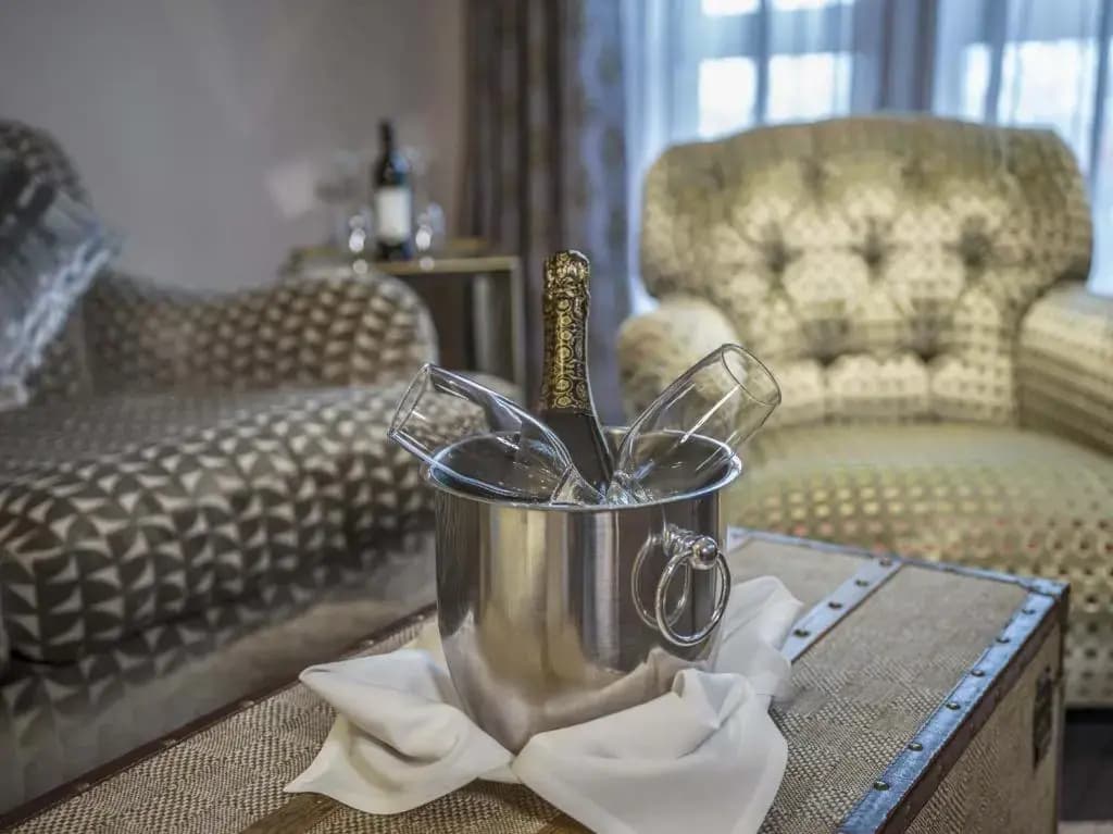 Suite with park view