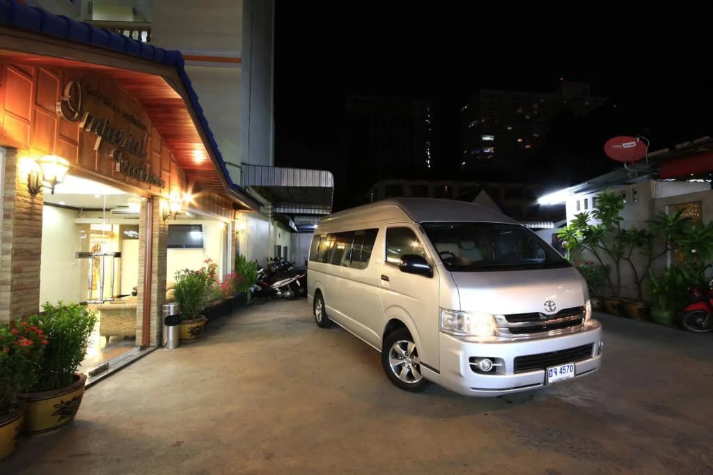 Hotel photo 1