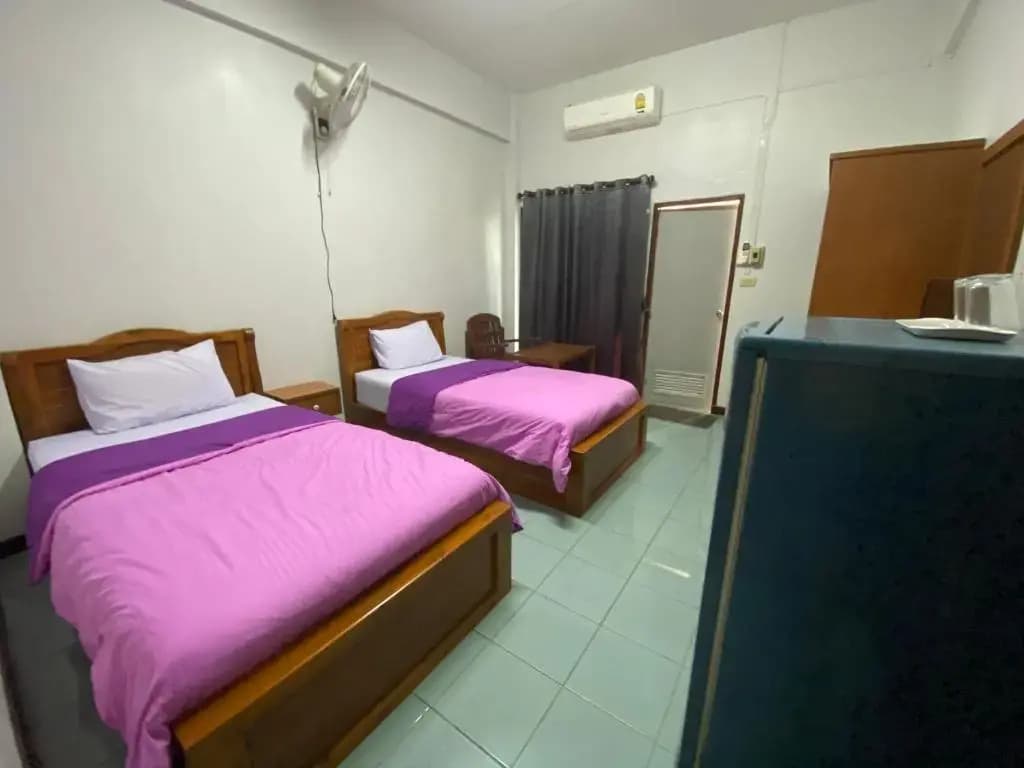 Deluxe Double room twin beds