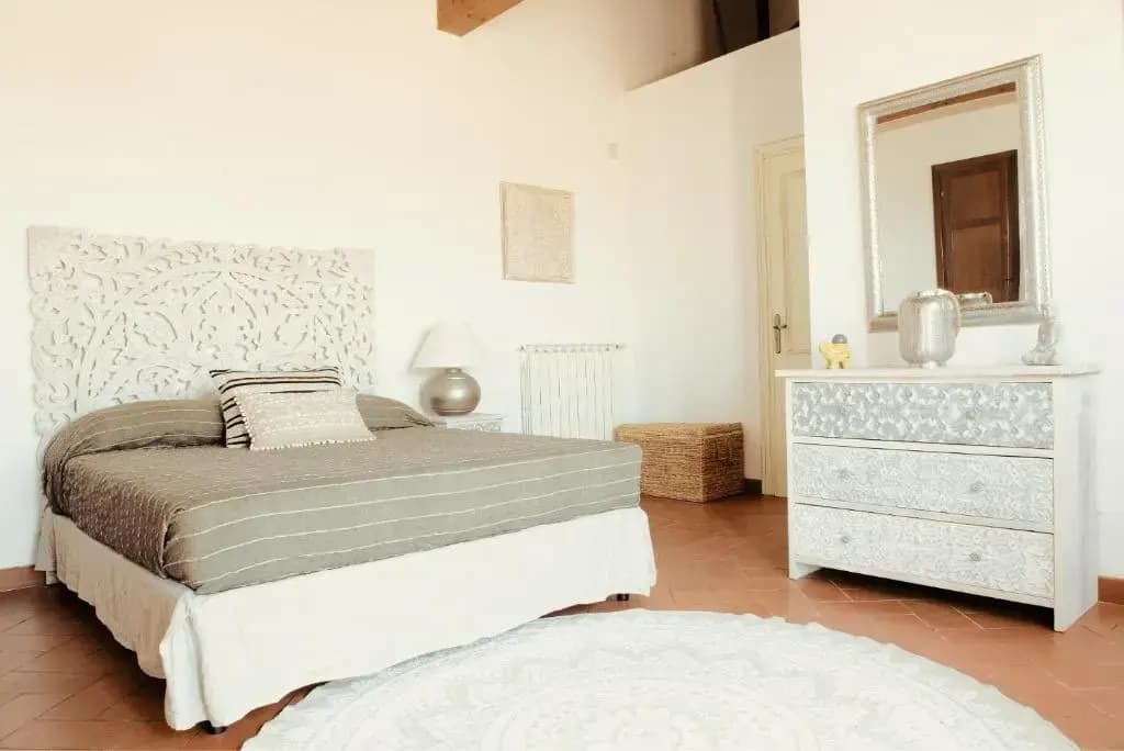 Deluxe Double room with balcony full double bed