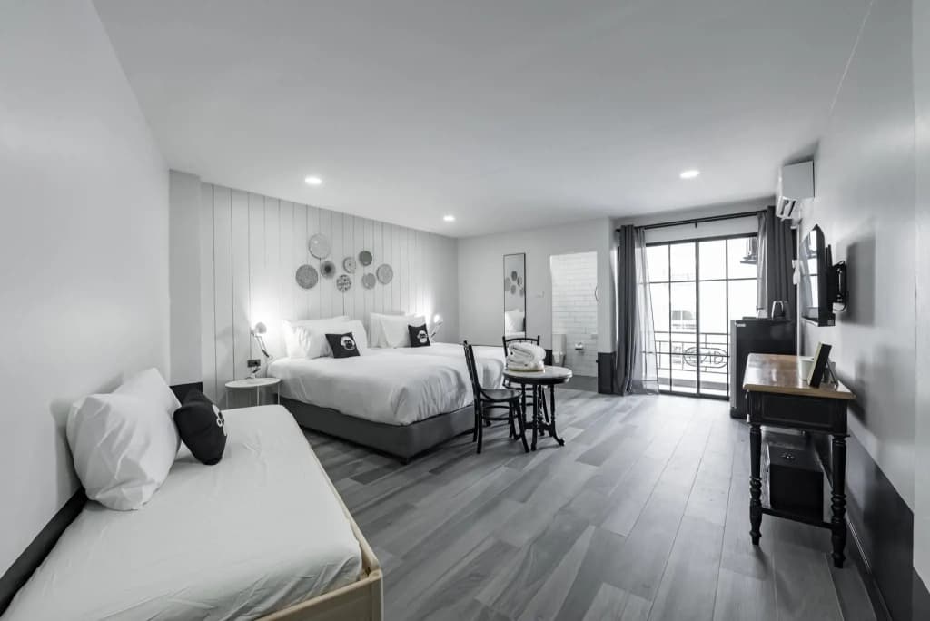 Deluxe Double room twin beds
