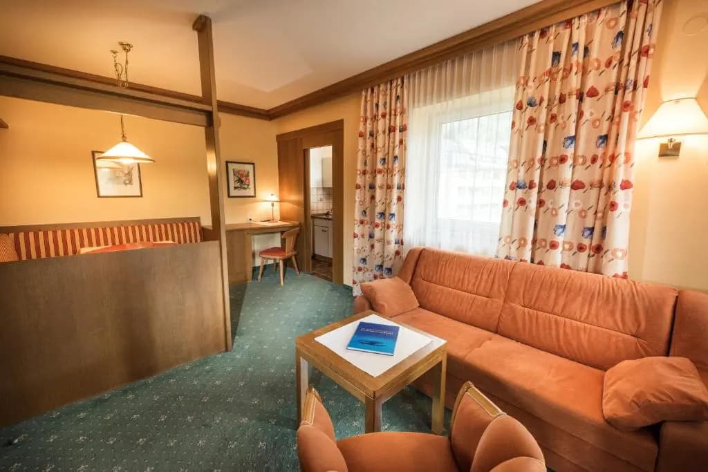 Hotel photo 1
