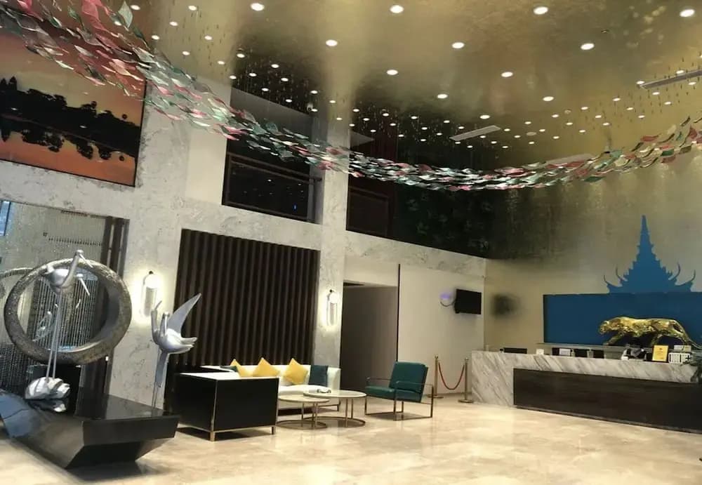 Hotel photo 12