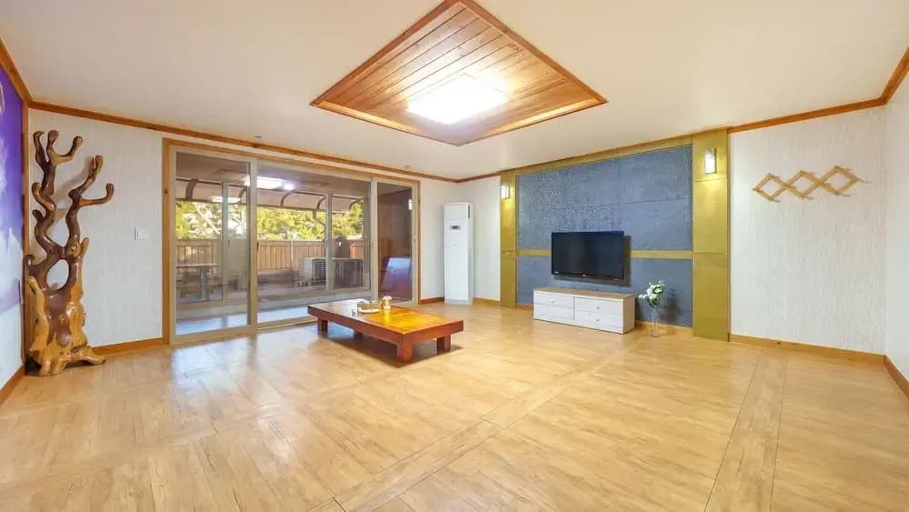 2 Bedrooms Standard room with ocean view