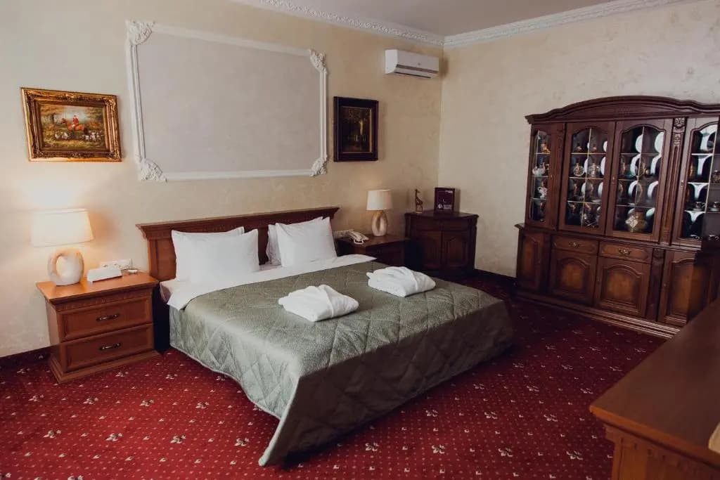 Deluxe Double room full double bed