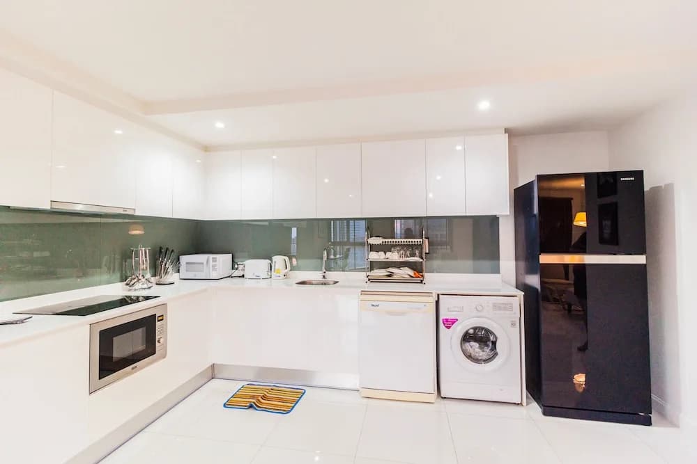 3 Bedrooms Apartment with balcony