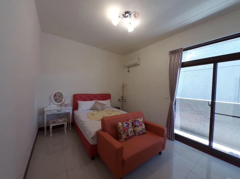 Standard Double room with balcony full double bed
