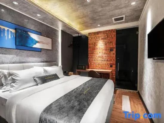 Deluxe Double room full double bed