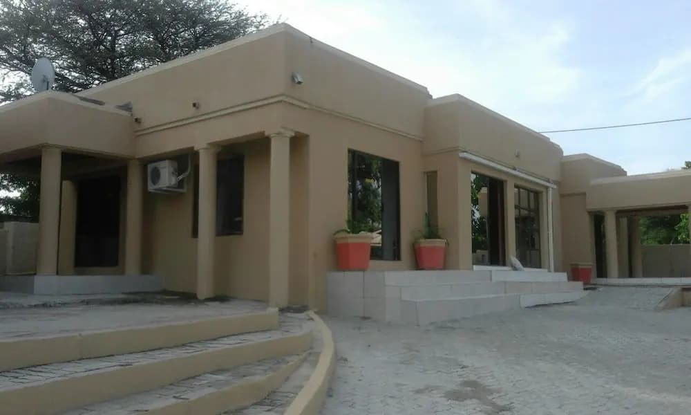Hotel photo 1