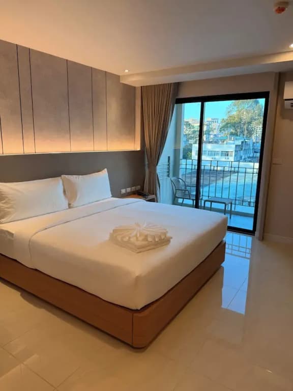 Standard Double room with balcony full double bed