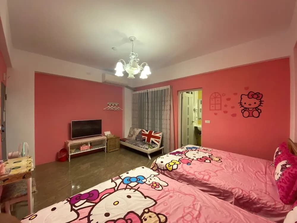 Standard Quadruple room with balcony