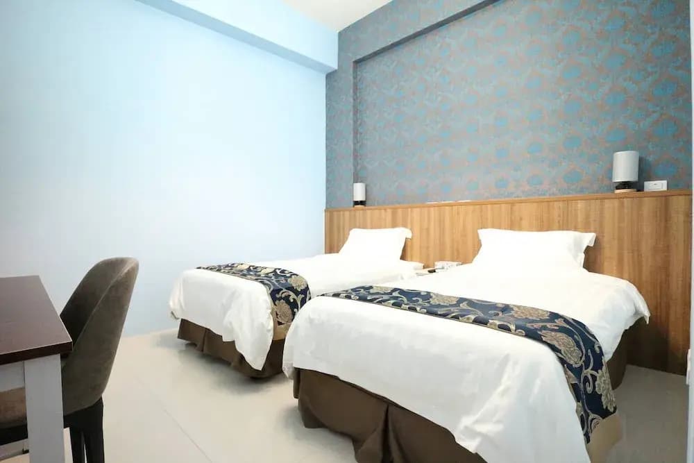 Economy room