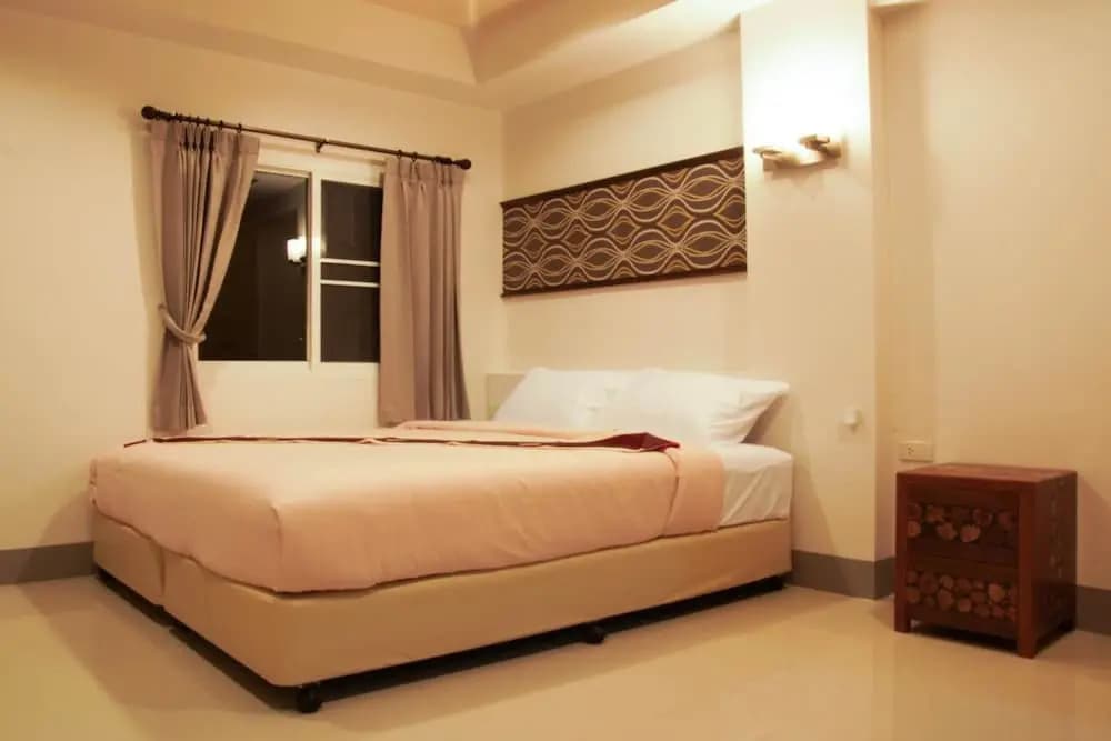 Standard Double room with balcony full double bed
