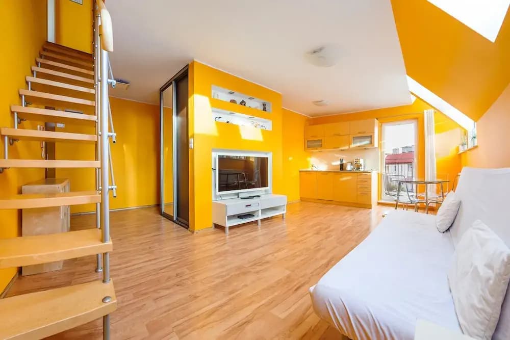 Apartment with balcony