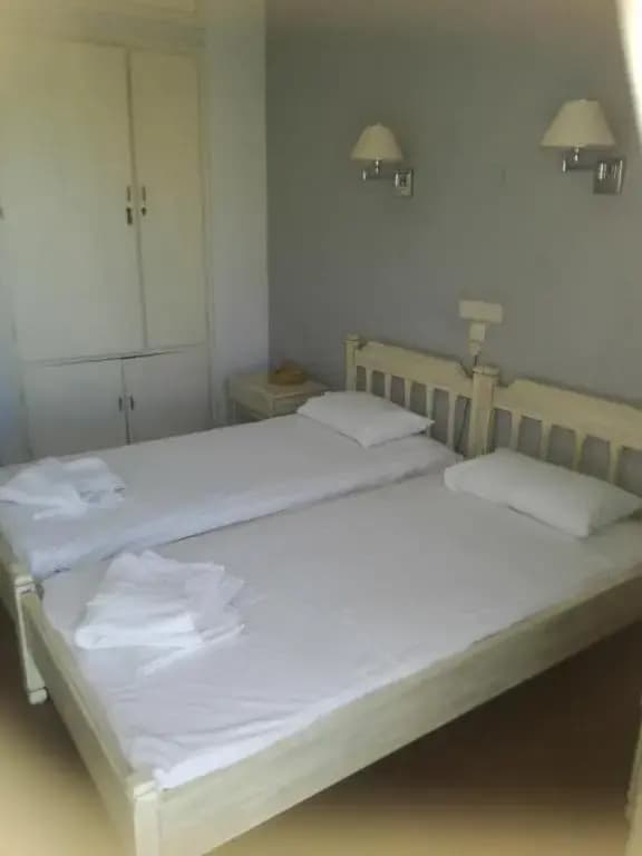 Economy Double room full double bed