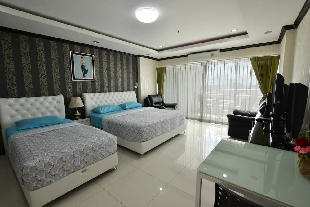 Luxury Studio