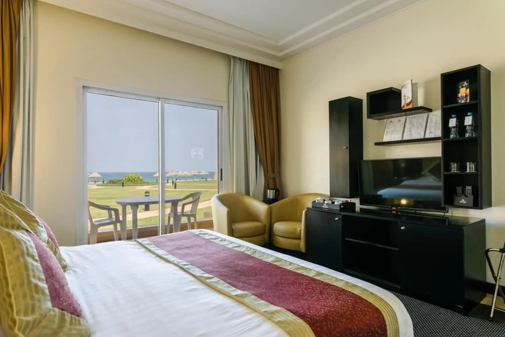 Hotel photo 12