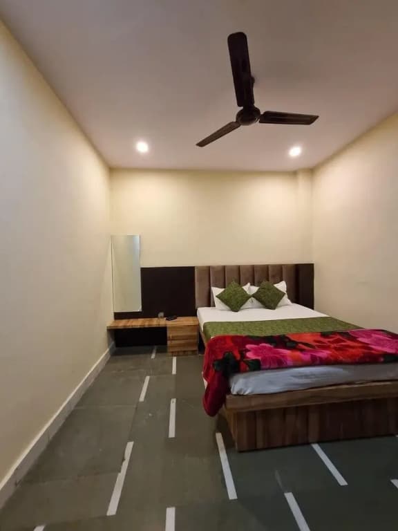 Comfort room