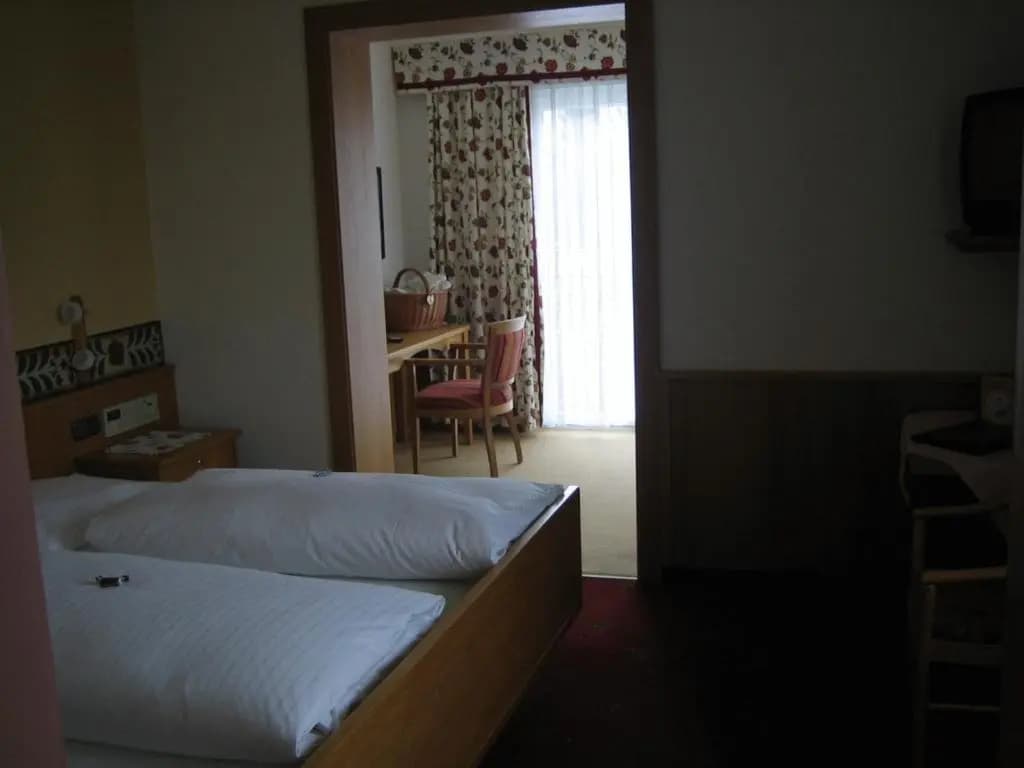 Comfort room
