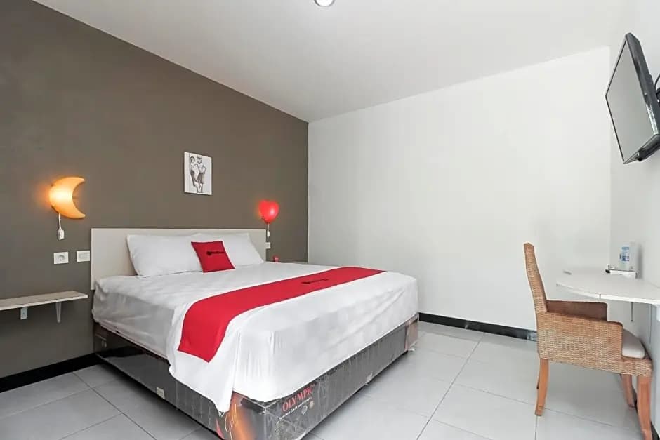 Economy room