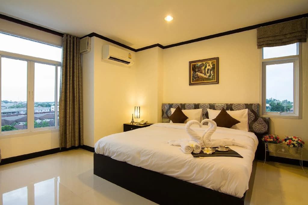 Hotel photo 12