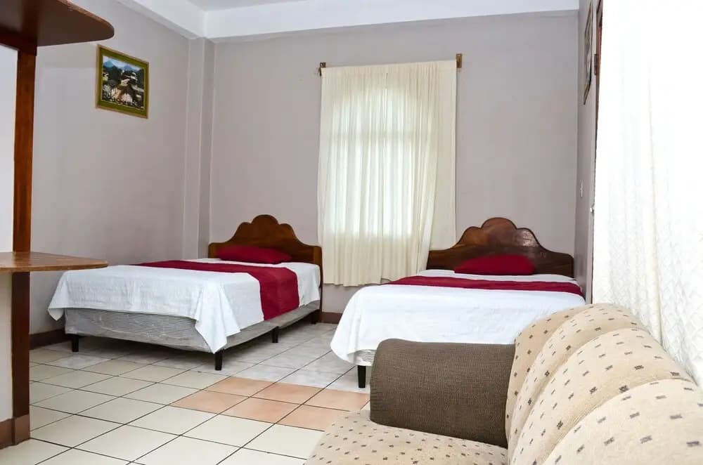 Hotel photo 1