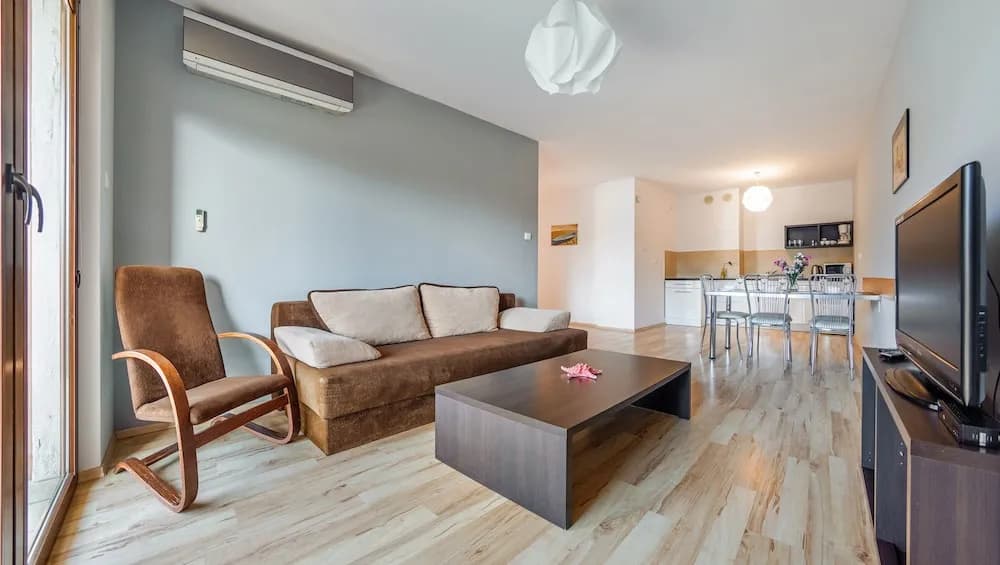 Apartment with balcony