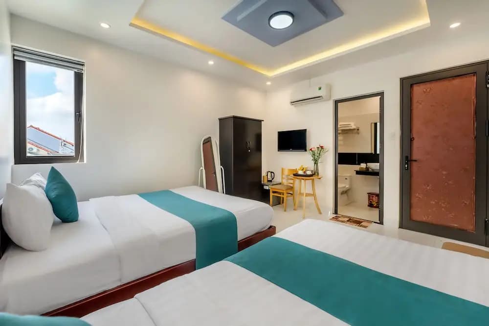 Standard Double Family room full double bed