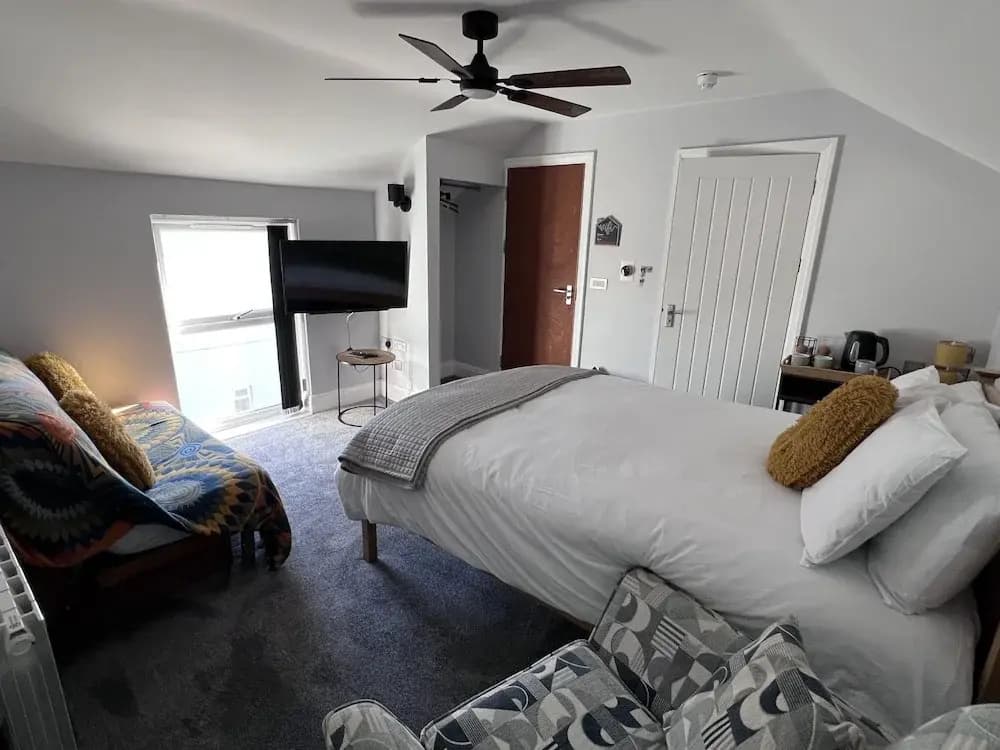 Standard Quadruple Family room beachfront
