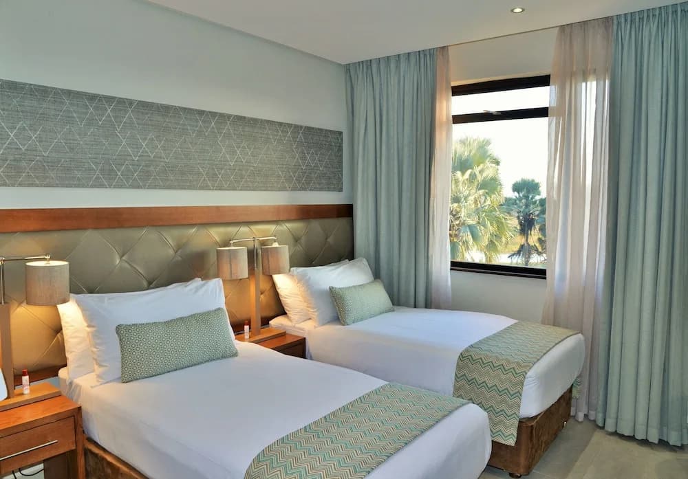 Standard Double room with river view twin beds