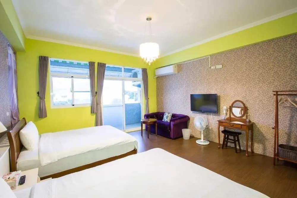 Classic Quadruple room with balcony