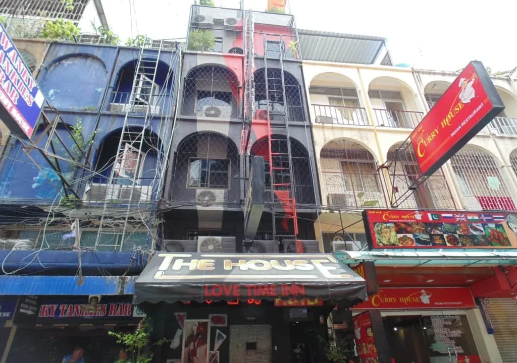 Hotel photo 12