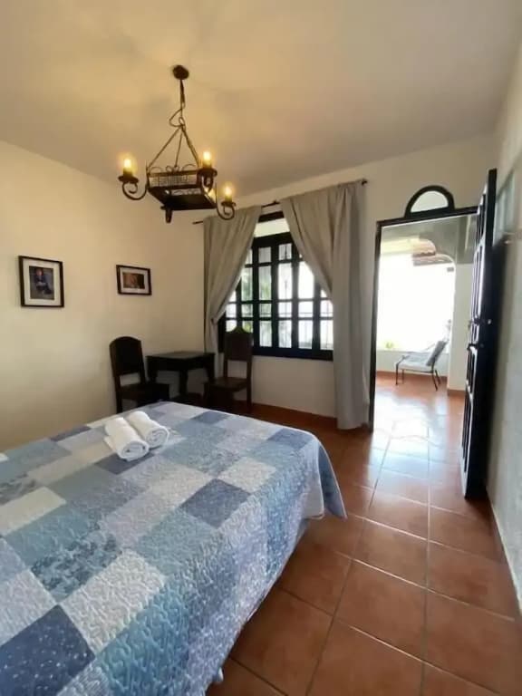 Standard Double room with lake view full double bed