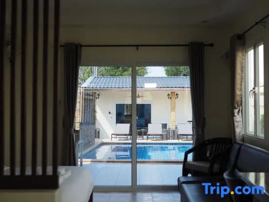 Standard Family room with pool view
