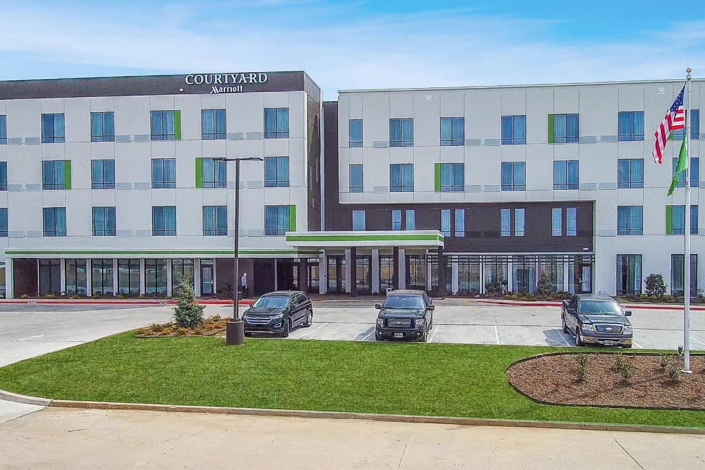 Hotel photo 1