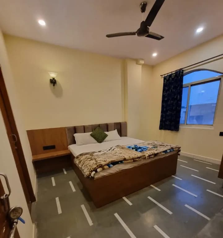 Deluxe Double room full double bed