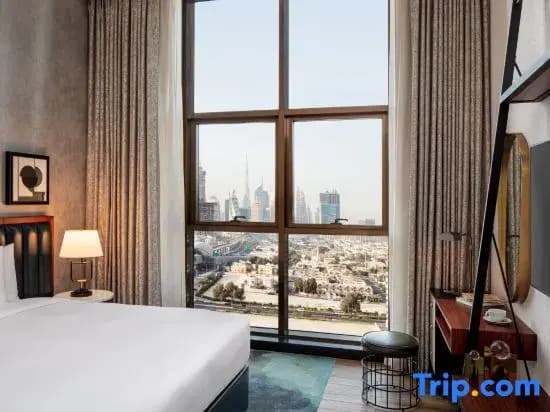 1 Bedroom Family Suite with balcony