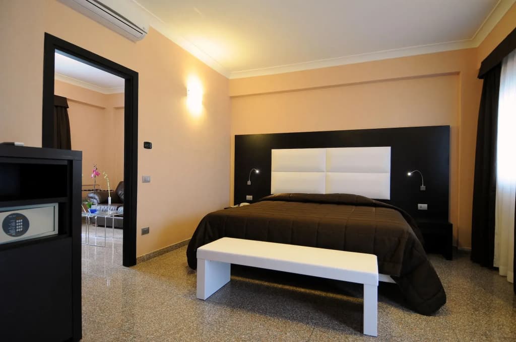 Hotel photo 8