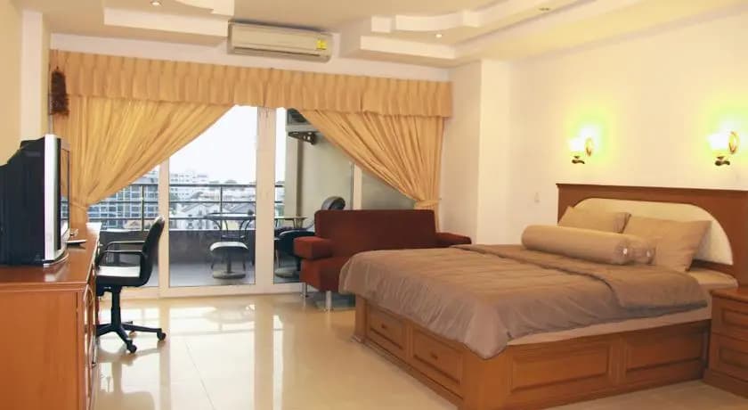 Hotel photo 2