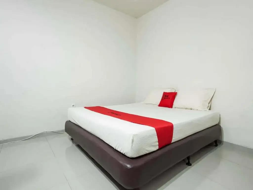 Economy Double room full double bed
