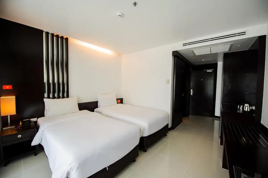 Deluxe Double room twin beds